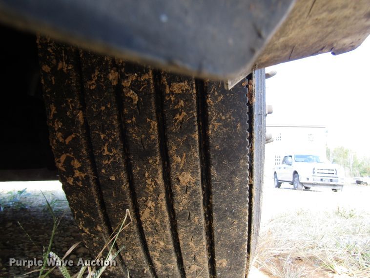 image for item DG6509 2005 Volvo VN semi truck