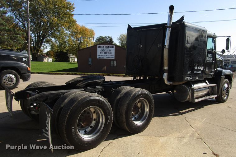 image for item DG6644 1992 Freightliner FLD120 semi truck