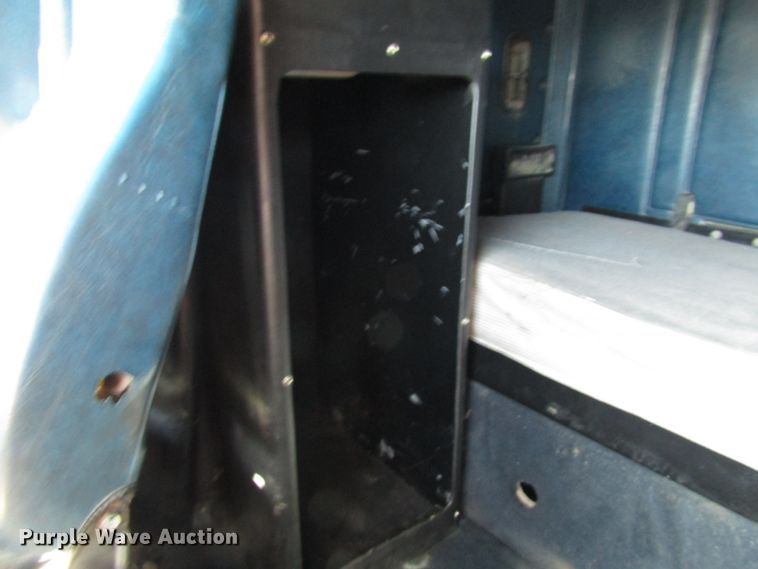 image for item DG6644 1992 Freightliner FLD120 semi truck