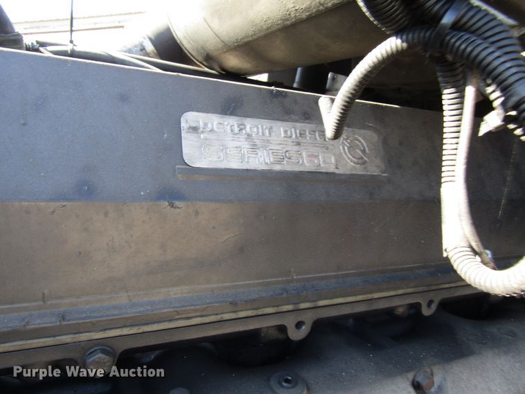 image for item DG6644 1992 Freightliner FLD120 semi truck