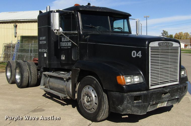 image for item DG6645 1994 Freightliner FLD120 semi truck