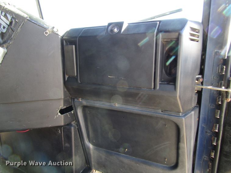 image for item DG6645 1994 Freightliner FLD120 semi truck