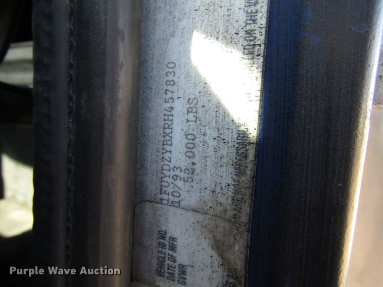 image for item DG6645 1994 Freightliner FLD120 semi truck