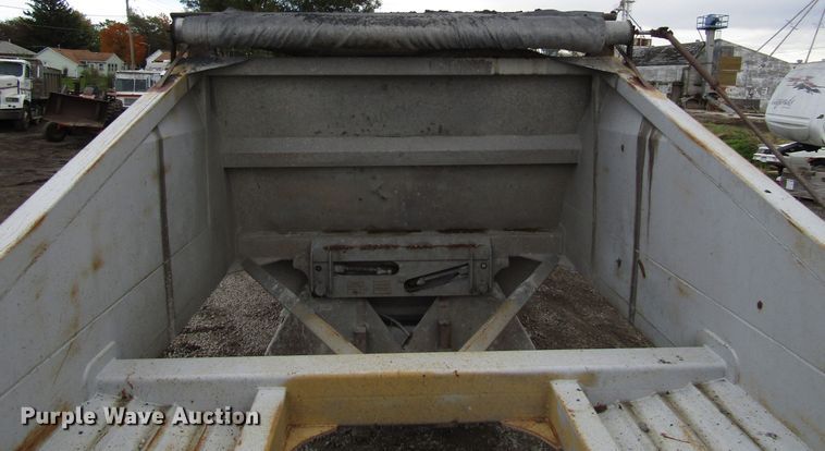 image for item DG6646 1996 Rway 4021 bottom dump trailer