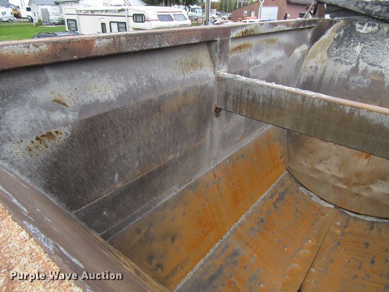 image for item DG6646 1996 Rway 4021 bottom dump trailer