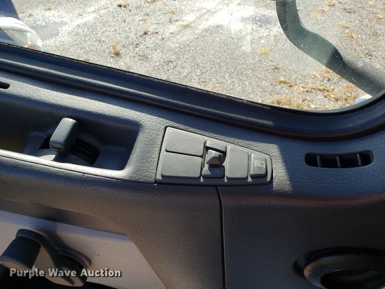 image for item DG8818 2007 Volvo VN semi truck