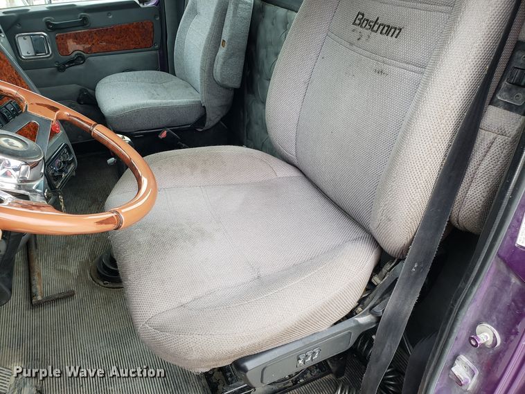 image for item DG8820 2006 Western Star 4900EX semi truck