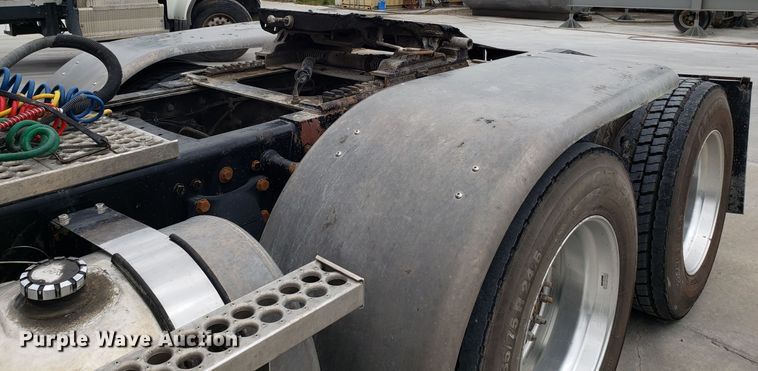 image for item DG8820 2006 Western Star 4900EX semi truck