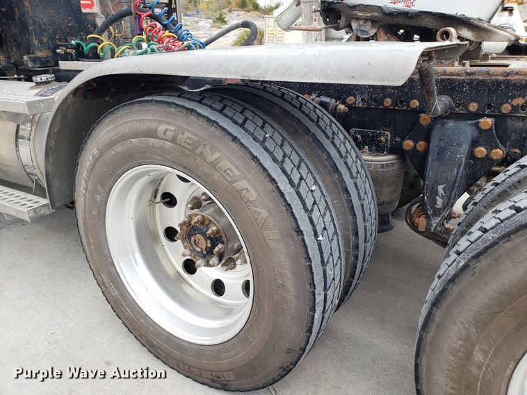 image for item DG8820 2006 Western Star 4900EX semi truck