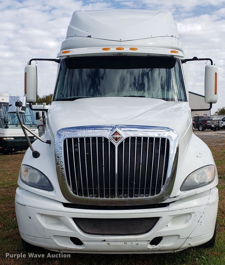 image for item DG8839 2012 International ProStar semi truck