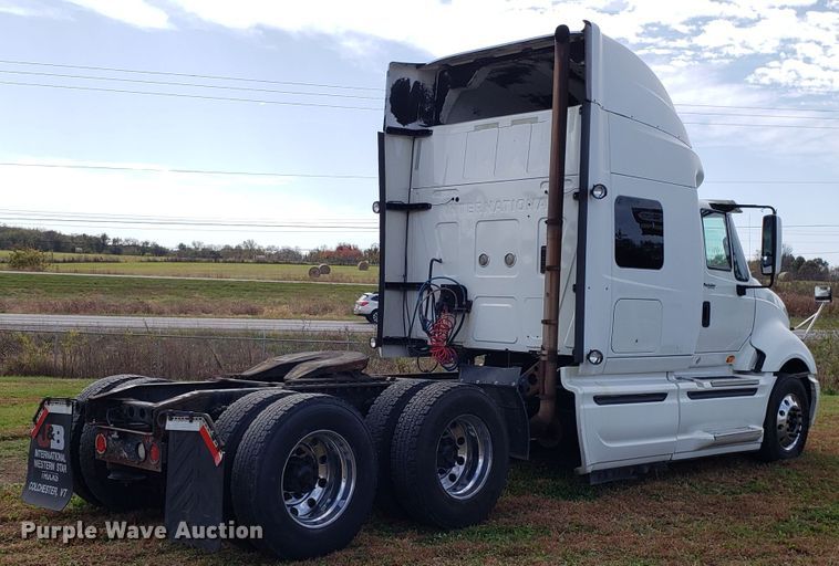 image for item DG8839 2012 International ProStar semi truck