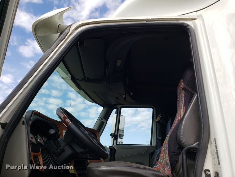 image for item DG8839 2012 International ProStar semi truck