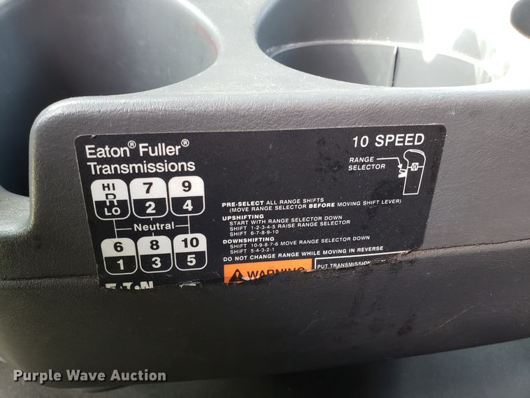 image for item DG8839 2012 International ProStar semi truck