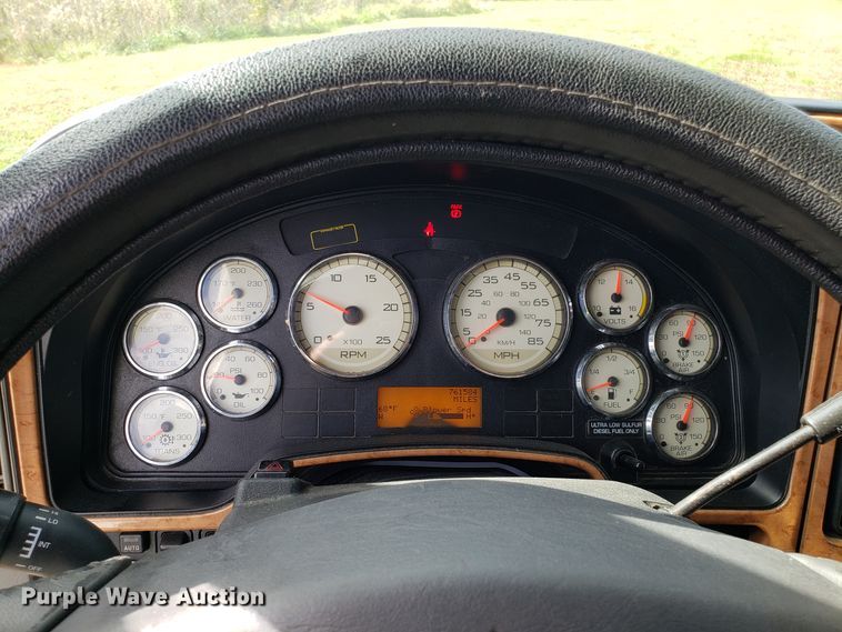 image for item DG8839 2012 International ProStar semi truck