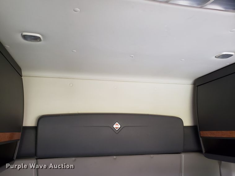 image for item DG8839 2012 International ProStar semi truck