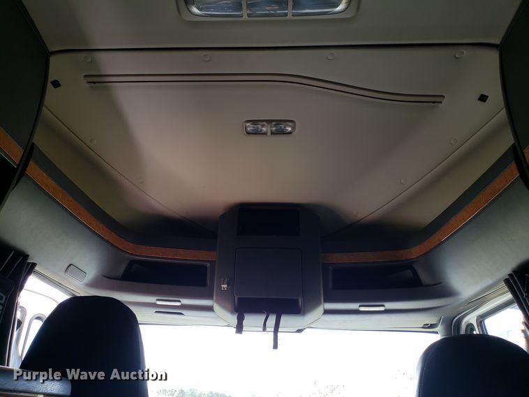 image for item DG8839 2012 International ProStar semi truck