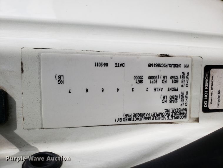 image for item DG8839 2012 International ProStar semi truck