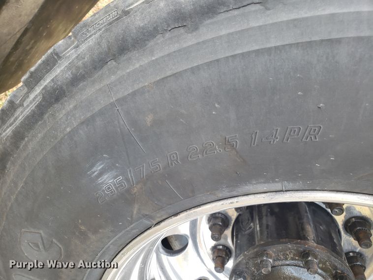 image for item DG8839 2012 International ProStar semi truck