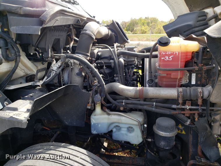 image for item DG8839 2012 International ProStar semi truck