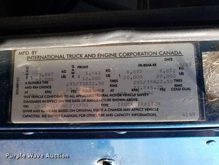 image for item DG8857 2006 International 9400i truck cab and chassis