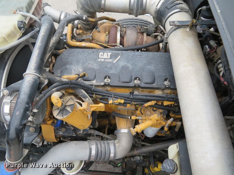 image for item DH1630 2011 Kenworth T800 semi truck