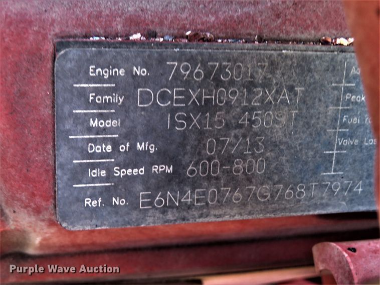 image for item DH1638 2014 Peterbilt 579 semi truck