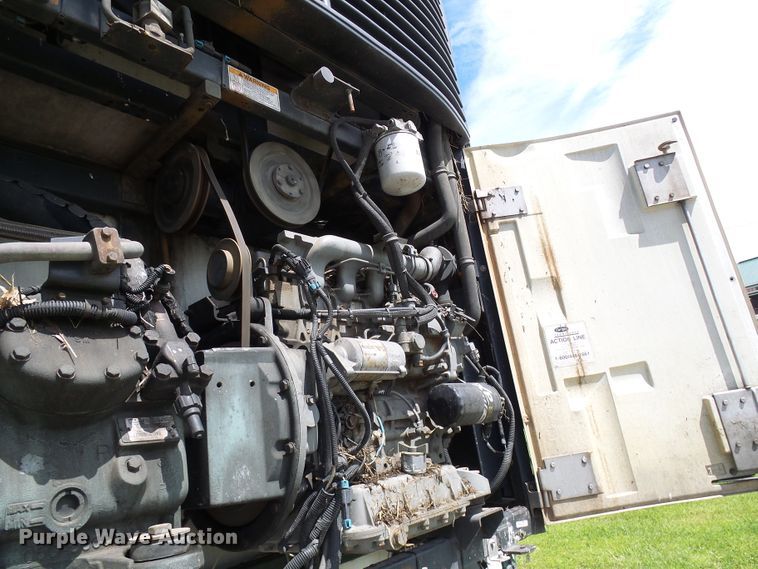 image for item DI0616 2008 Utility US2RA refrigerated van trailer