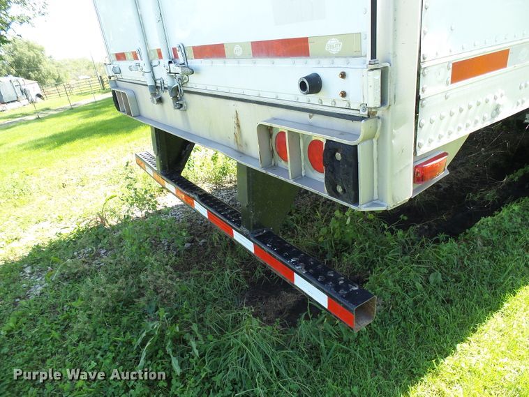 image for item DI0619 2008 Utility US2RA refrigerated van trailer