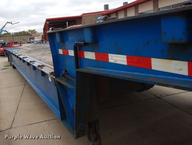 image for item EC9025 2005 Ledwell drop deck equipment trailer
