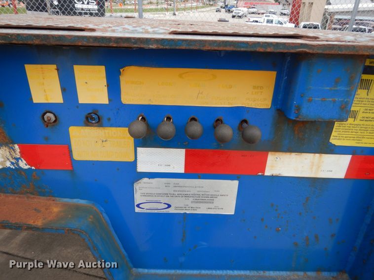 image for item EC9025 2005 Ledwell drop deck equipment trailer