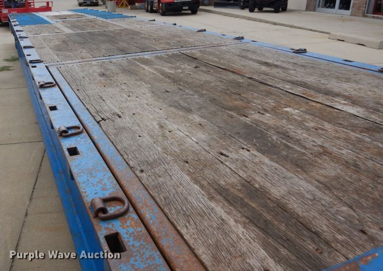 image for item EC9025 2005 Ledwell drop deck equipment trailer