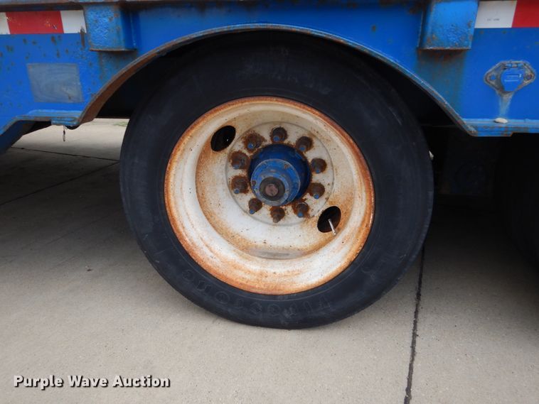 image for item EC9025 2005 Ledwell drop deck equipment trailer