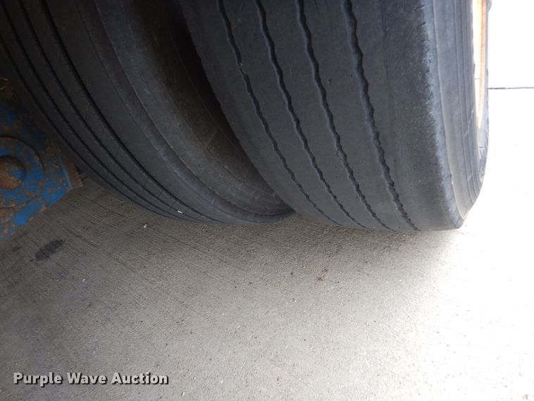 image for item EC9025 2005 Ledwell drop deck equipment trailer