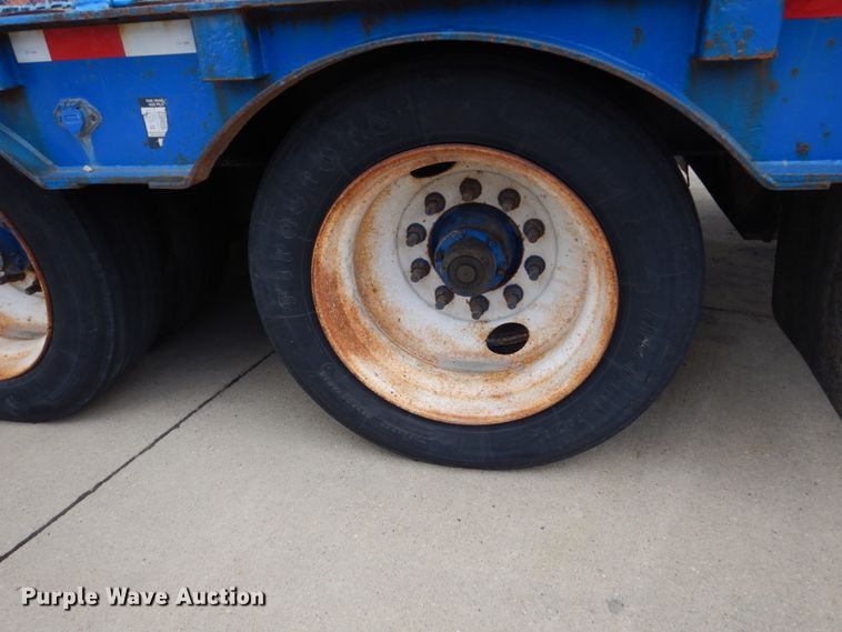 image for item EC9025 2005 Ledwell drop deck equipment trailer