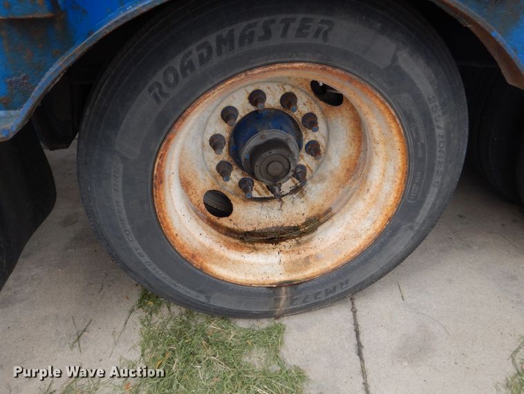 image for item EC9025 2005 Ledwell drop deck equipment trailer