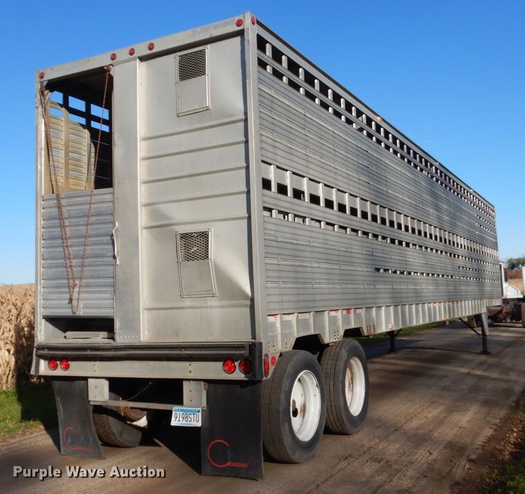image for item EC9049 1992 Eby livestock trailer