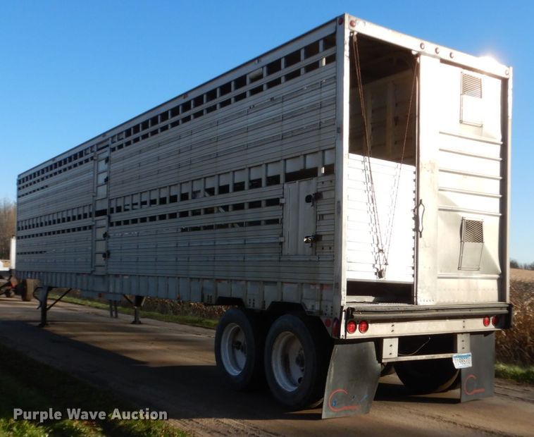 image for item EC9049 1992 Eby livestock trailer