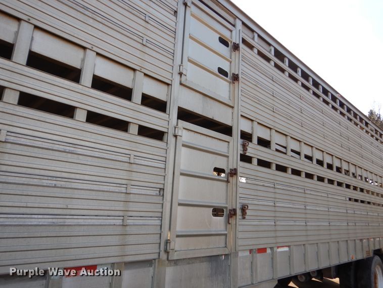 image for item EC9049 1992 Eby livestock trailer