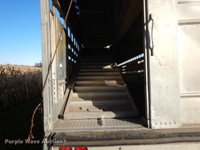 image for item EC9049 1992 Eby livestock trailer