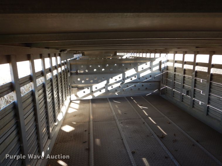 image for item EC9049 1992 Eby livestock trailer