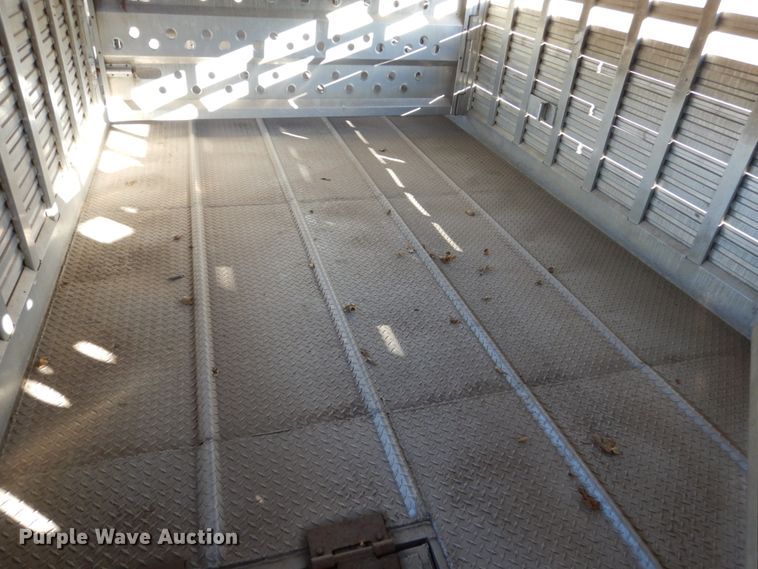 image for item EC9049 1992 Eby livestock trailer