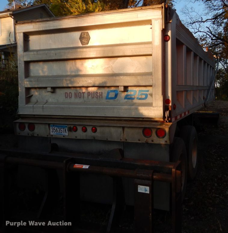 image for item EC9051 2003 R/S Body Co. end dump trailer