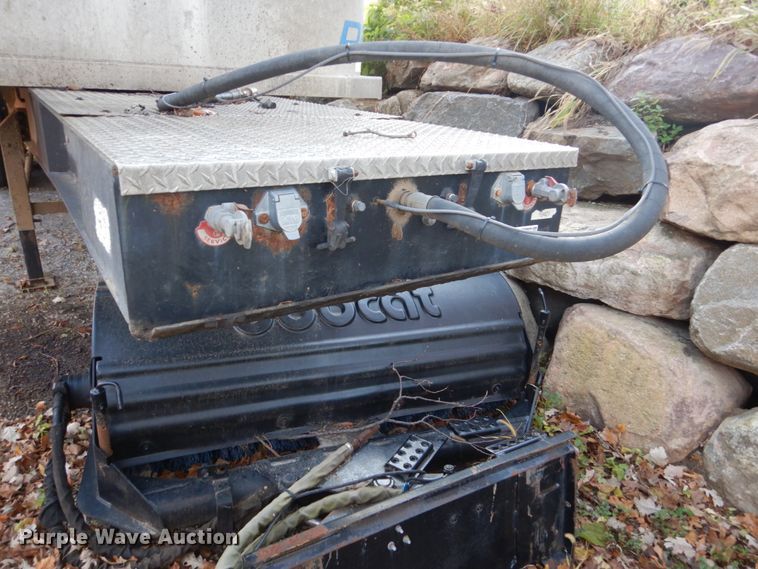 image for item EC9051 2003 R/S Body Co. end dump trailer