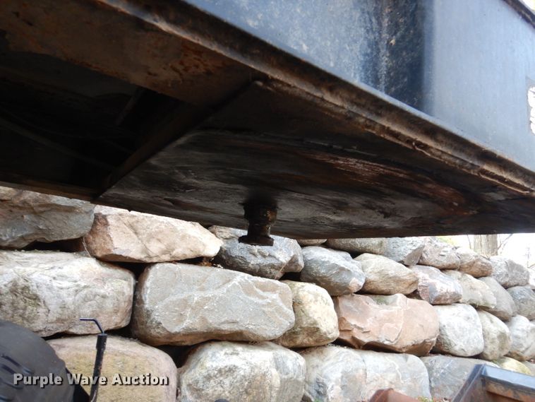 image for item EC9051 2003 R/S Body Co. end dump trailer