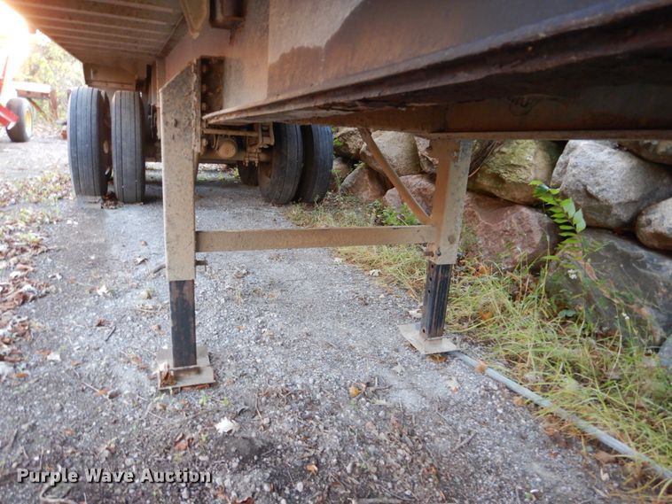 image for item EC9051 2003 R/S Body Co. end dump trailer