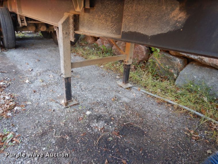 image for item EC9051 2003 R/S Body Co. end dump trailer