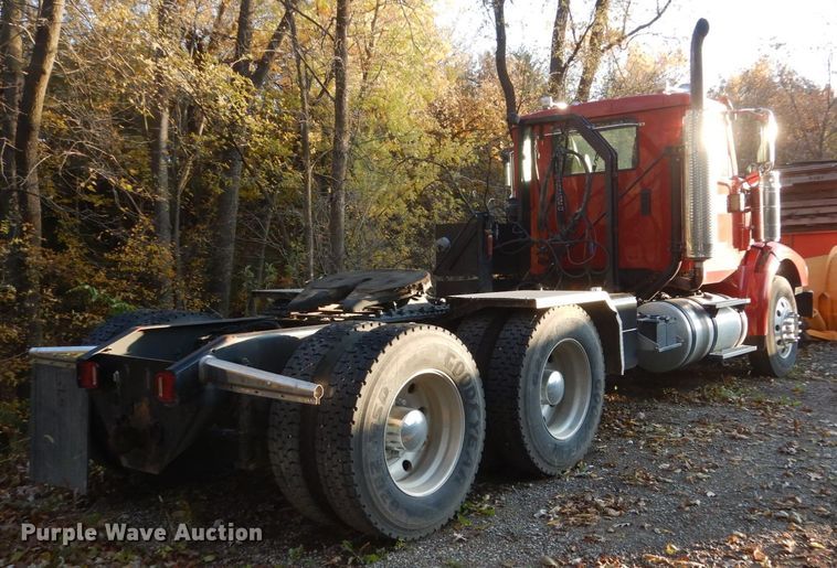 image for item EC9052 2013 International Paystar 5900i semi truck