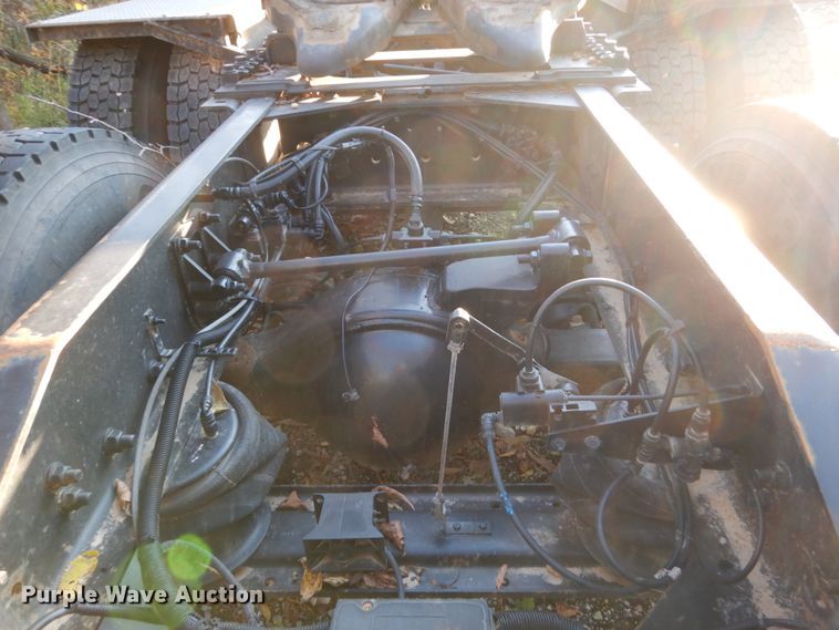 image for item EC9052 2013 International Paystar 5900i semi truck