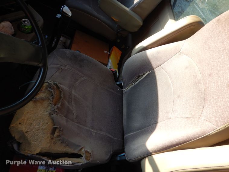 image for item EC9052 2013 International Paystar 5900i semi truck