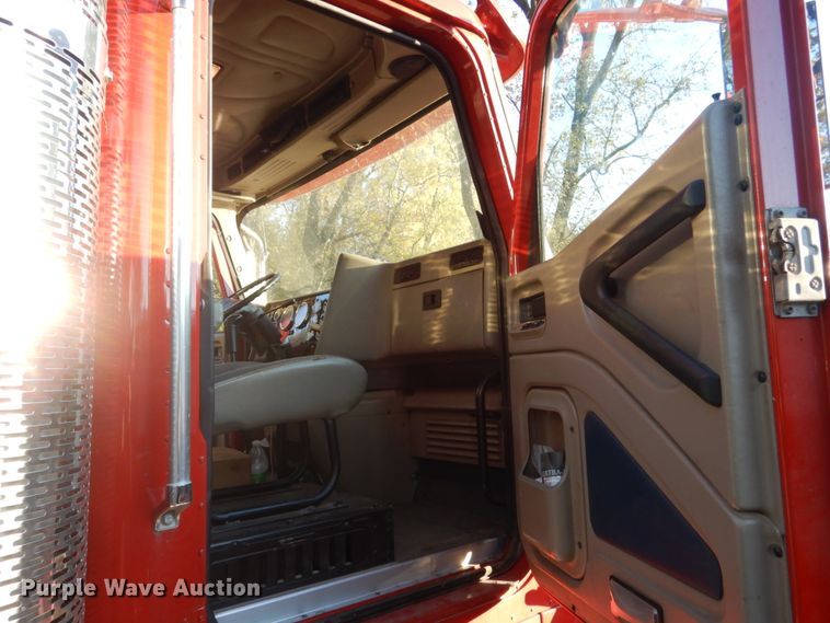 image for item EC9052 2013 International Paystar 5900i semi truck